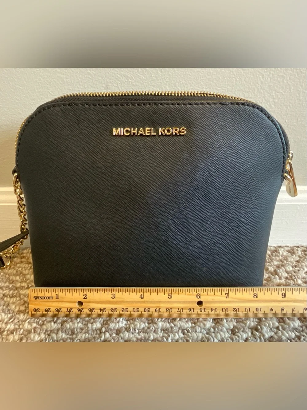MICHAEL KORS - Small Crossbody Tote w/ Gold Tone Accents - EUC